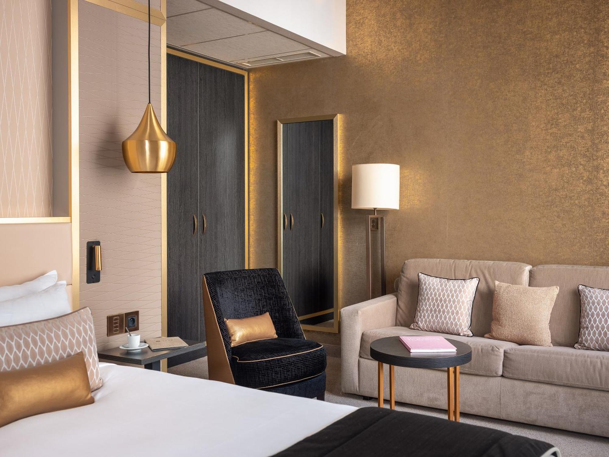 Hotel Niepce Paris, Curio Collection By Hilton Zewnętrze zdjęcie